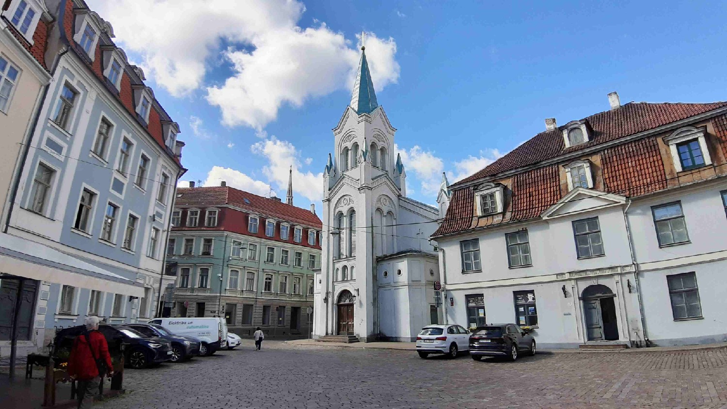 Z2406-13 J2 057 Riga Église catholique