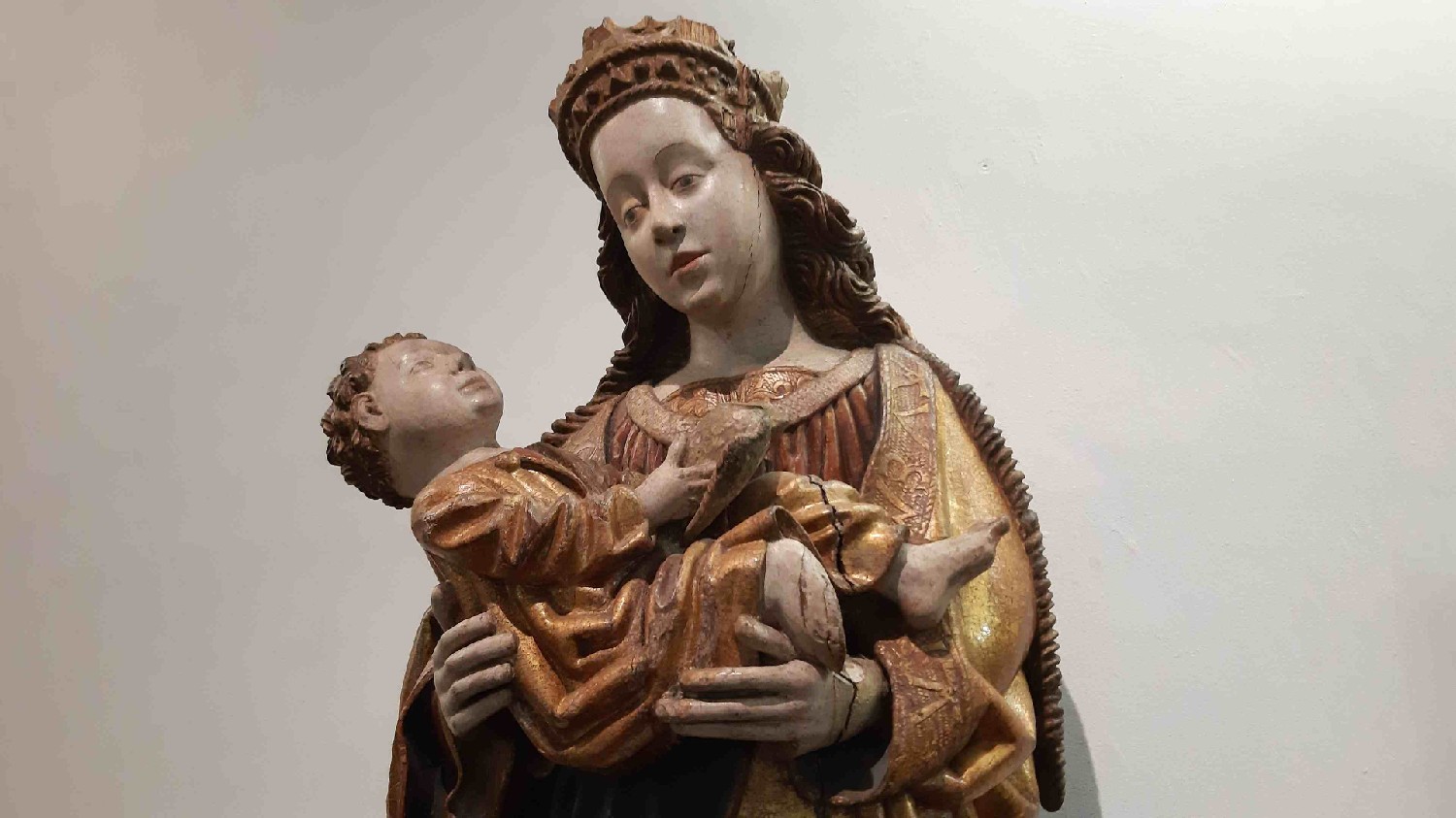 Z2406-13 J2 063 Riga au Musée d’Histoire Superbe Vierge à l'Enfant - qui n'est pas gros bébé