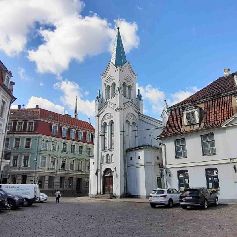 Z2406-13 J2 057 Riga Église catholique