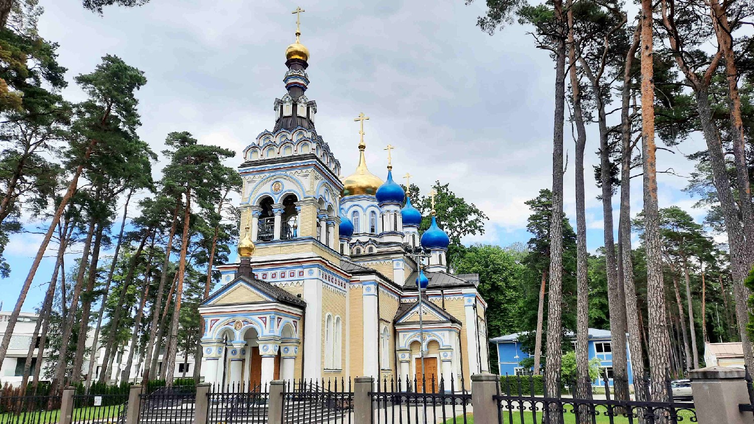 Z2406-14 J3 133 Jurmala glise orthodoxe - non visite because mariage