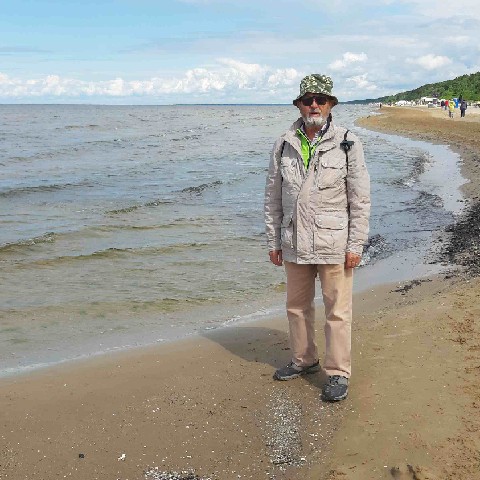 Z2406-14 J3 144 Jurmala Sur la plage - Bernard ne se baigne pas les pieds