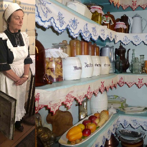 Z2406-16 J5 274 Riga - au Musée d'Art Nouveau - la cuisine Frigo et placard