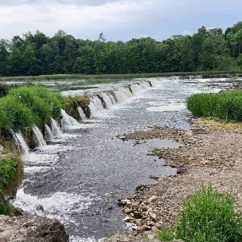 Z2406-17 J6 378 Kuldiga - La chute d'eau sur la Venta, d'une largeur d'environ 250 mètres, est impressionnante