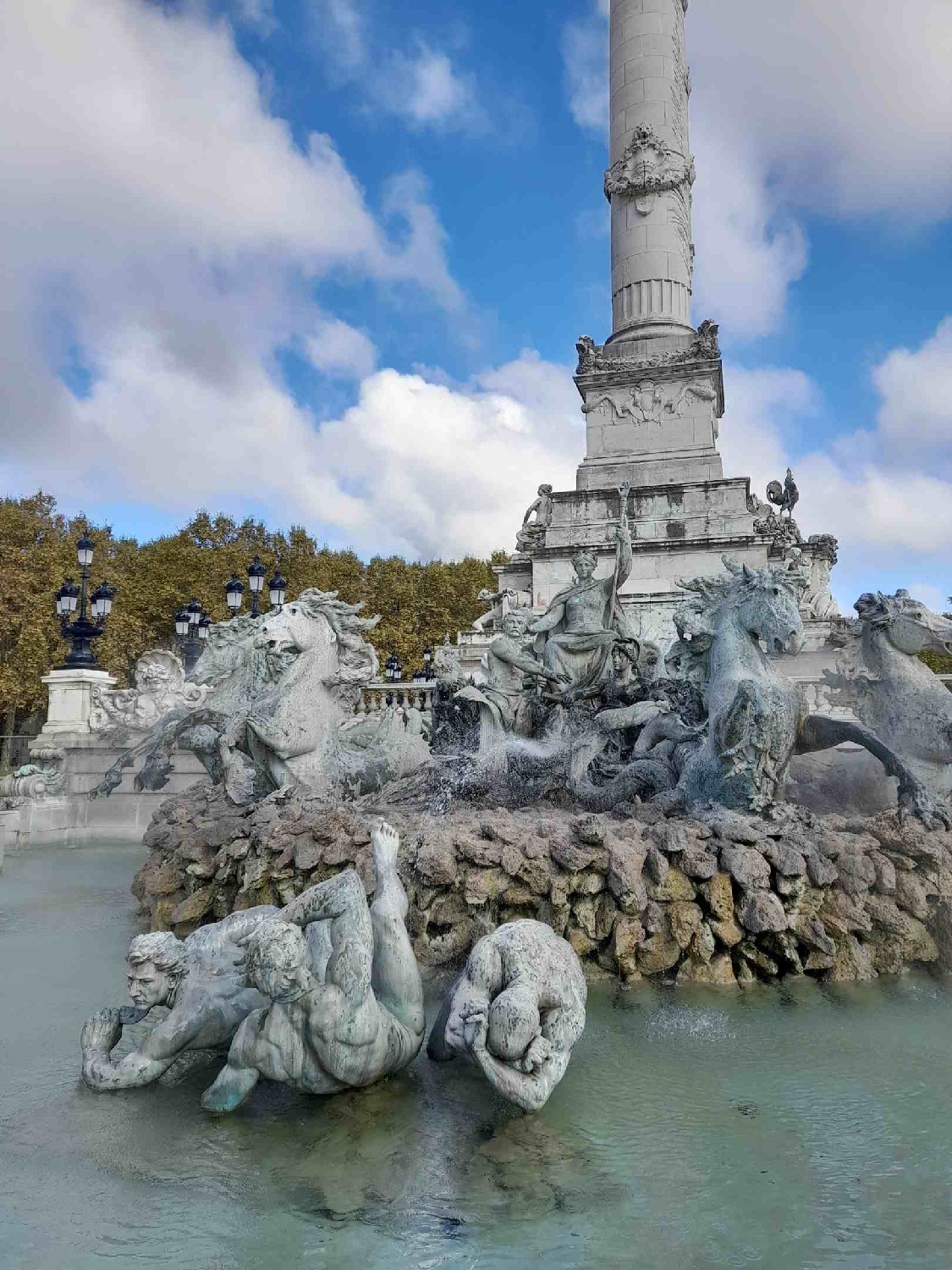 Z2410-03 GDG 01a Bordeaux - Monument aux Girondins