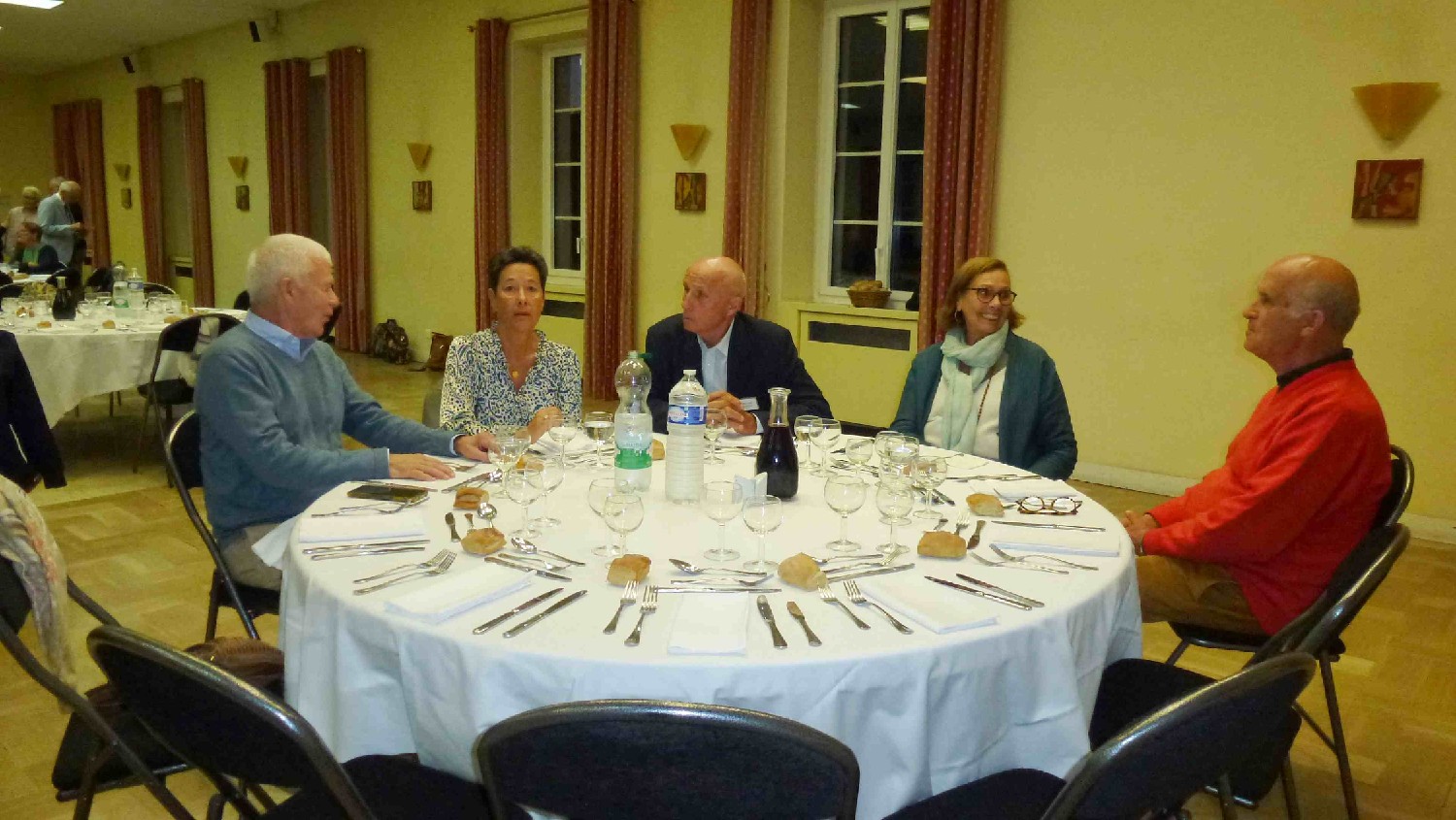 Z2410-03 GDG 122 Bordeaux - Dner Tradi - Bernard et Sophie O, Jean-Loup M, Marion et Henri W