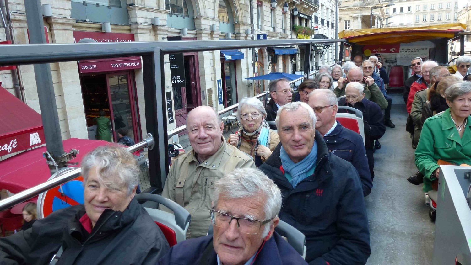 Z2410-03 GDG 16 Bordeaux - Dans le bus touristique