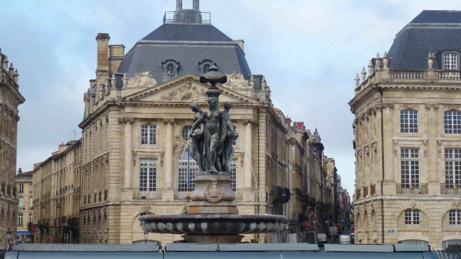 Z2410-03 GDG 22 Bordeaux - Place de la Bourse