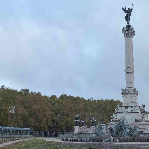 Z2410-03 GDG 01 Bordeaux - Monument aux Girondins