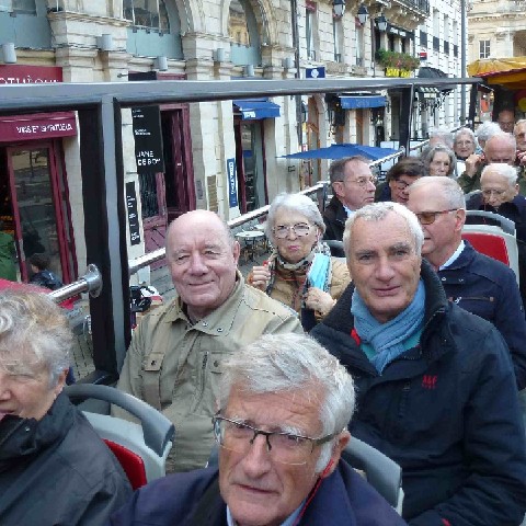 Z2410-03 GDG 16 Bordeaux - Dans le bus touristique