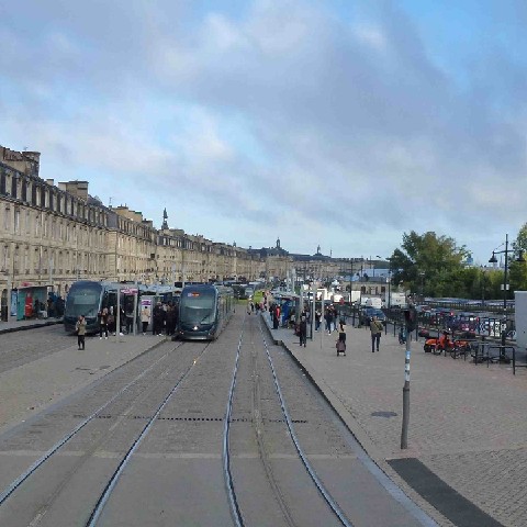 Z2410-03 GDG 24 Bordeaux - Les Quais de la Garonne